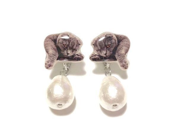 猫好き作家が手がける猫アクセサリー