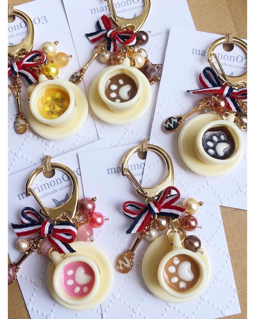 肉球カフェラテがかわいい