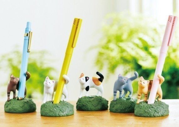 猫のペンスタンド