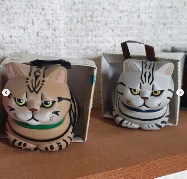 カプセルトイ「紙袋に入った猫3」