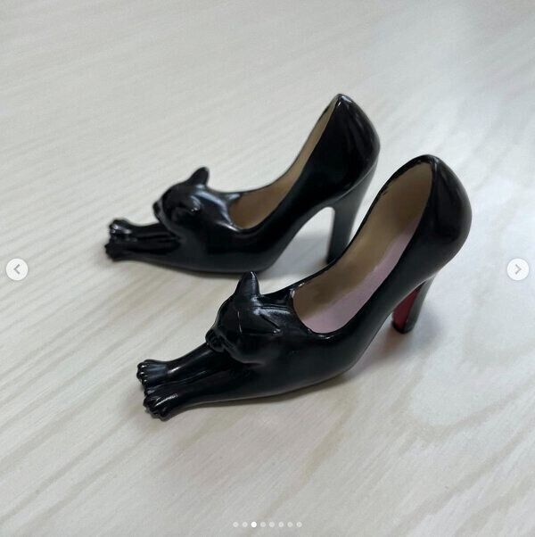 カプセルトイ「船橋つとむ ハイヒール猫」