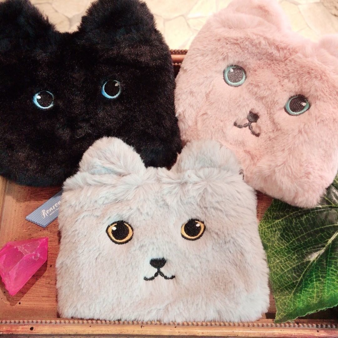 モフモフティッシュポーチ