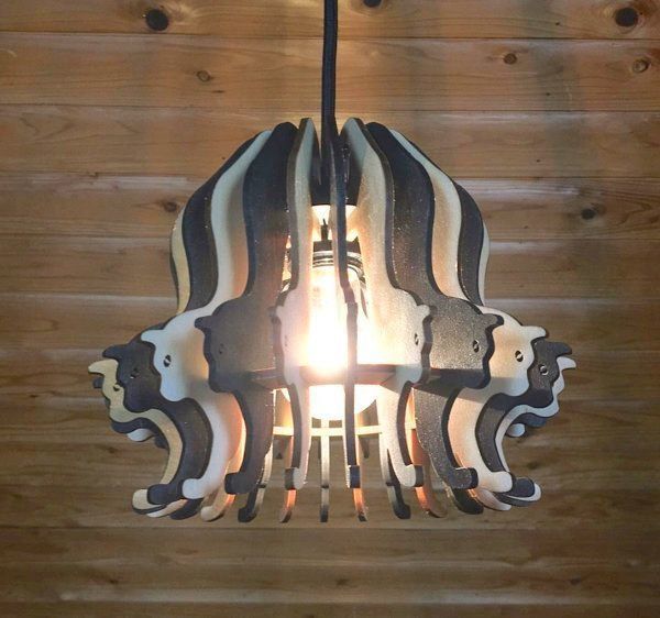 猫モチーフの木製インテリア作品