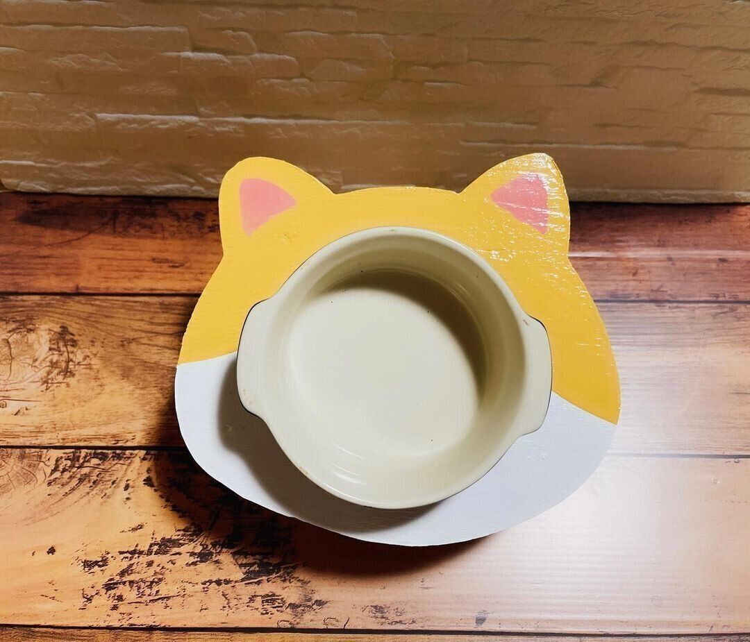 手作りの猫食事台