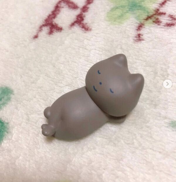 カプセルトイ「さぼってないよ。」