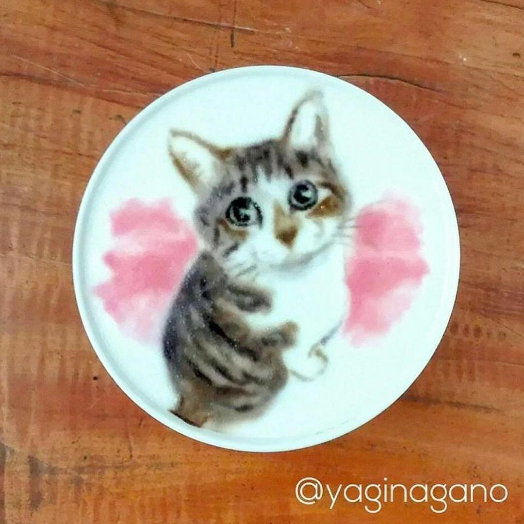 甘えん坊の小鉄くんのラテアート