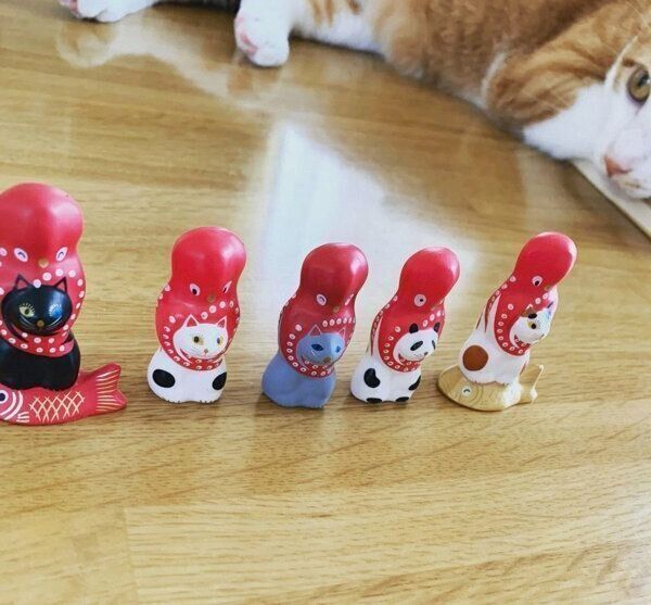 カプセルトイ「相良人形　 猫に蛸」