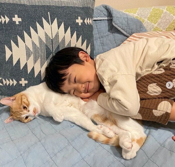 仲良しなポットくんと息子さん