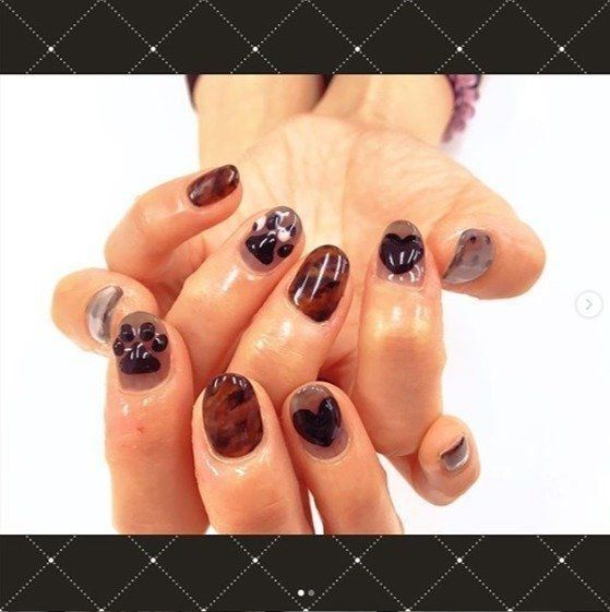 キジトラ柄のネイル