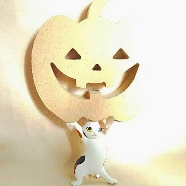 「ネコのペンおき」