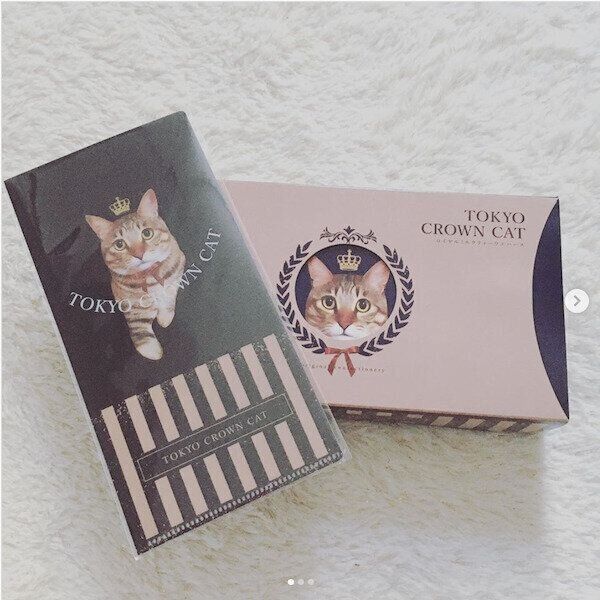 「TOKYO CROWN CAT」のロイヤルミルクティーウエハース