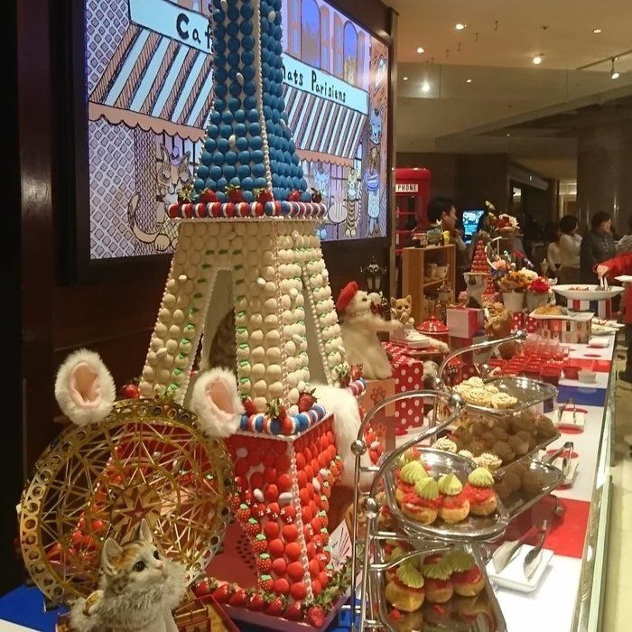 パリをイメージした店内