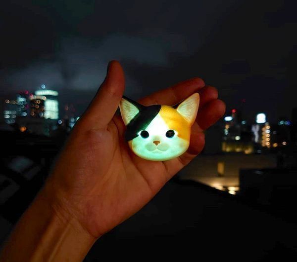 株式会社キタンクラブの仔猫ライトバッジ