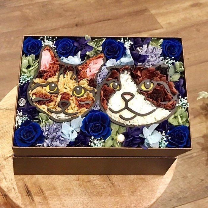 2匹の猫のフラワーBOX