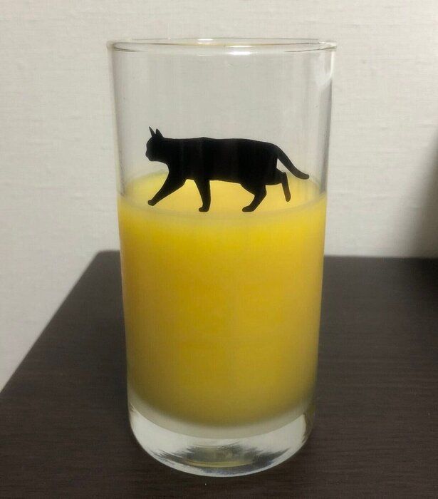 猫のコップ
