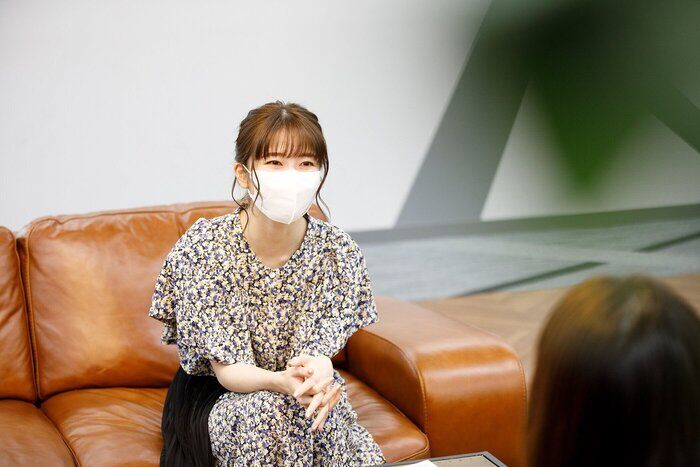 横山由依さん