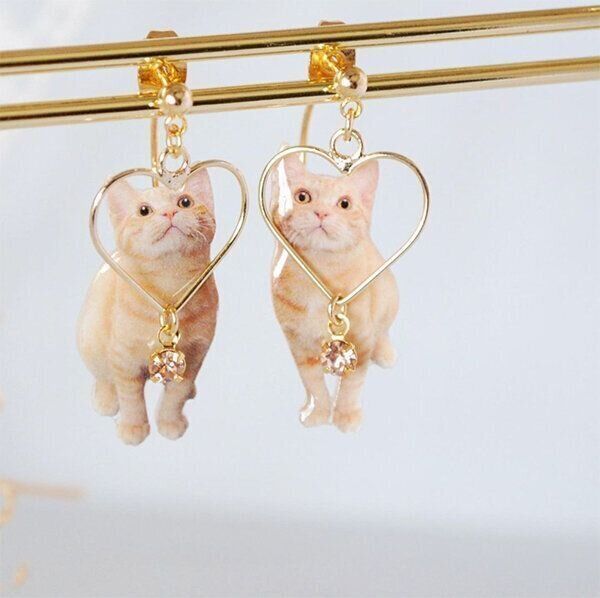 「猫と暮らす洋裁店magical」の猫グッズ
