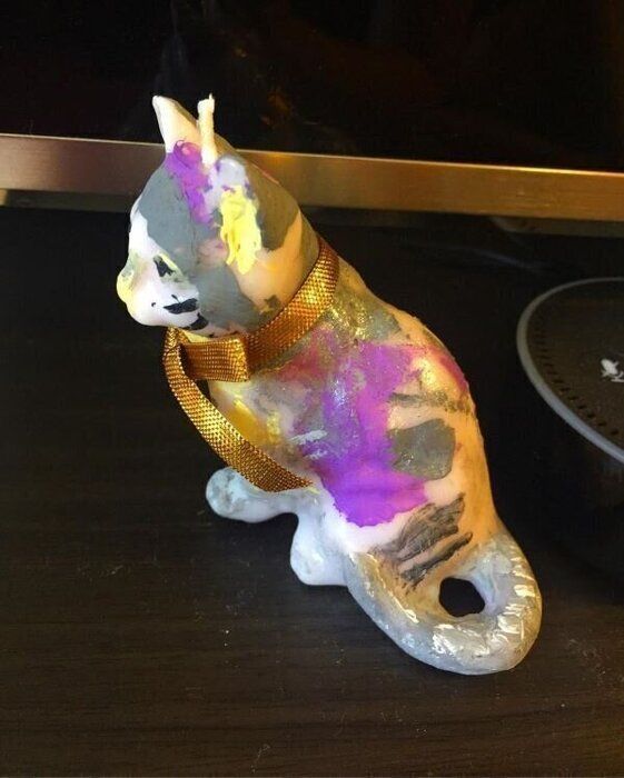 ロシアンブルーペイントの猫キャンドル