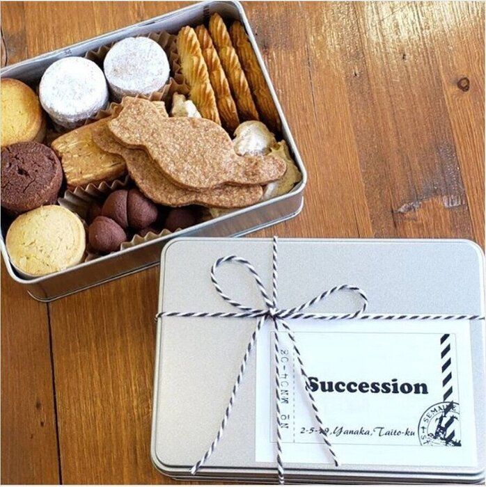 successionのクッキー缶