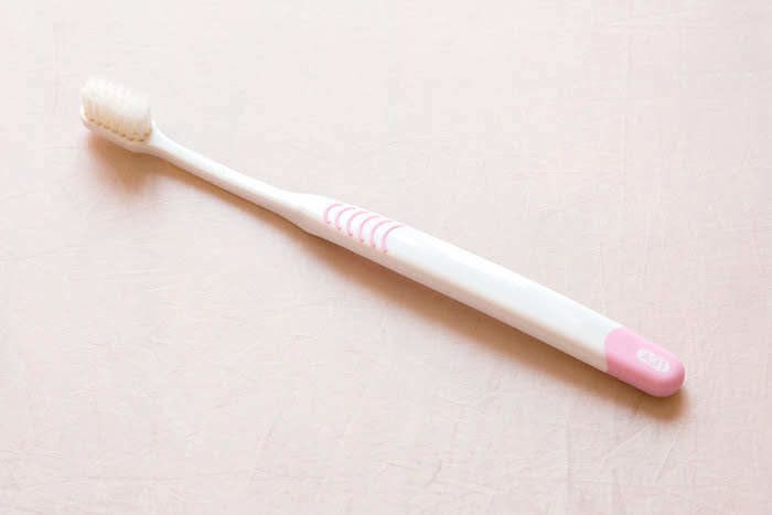 使い古しの歯ブラシ