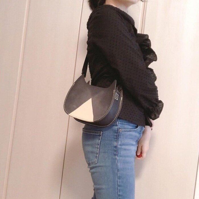 NECO REPUBLICさんの猫型ポシェット