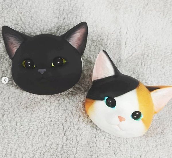 株式会社キタンクラブの仔猫ライトバッジ