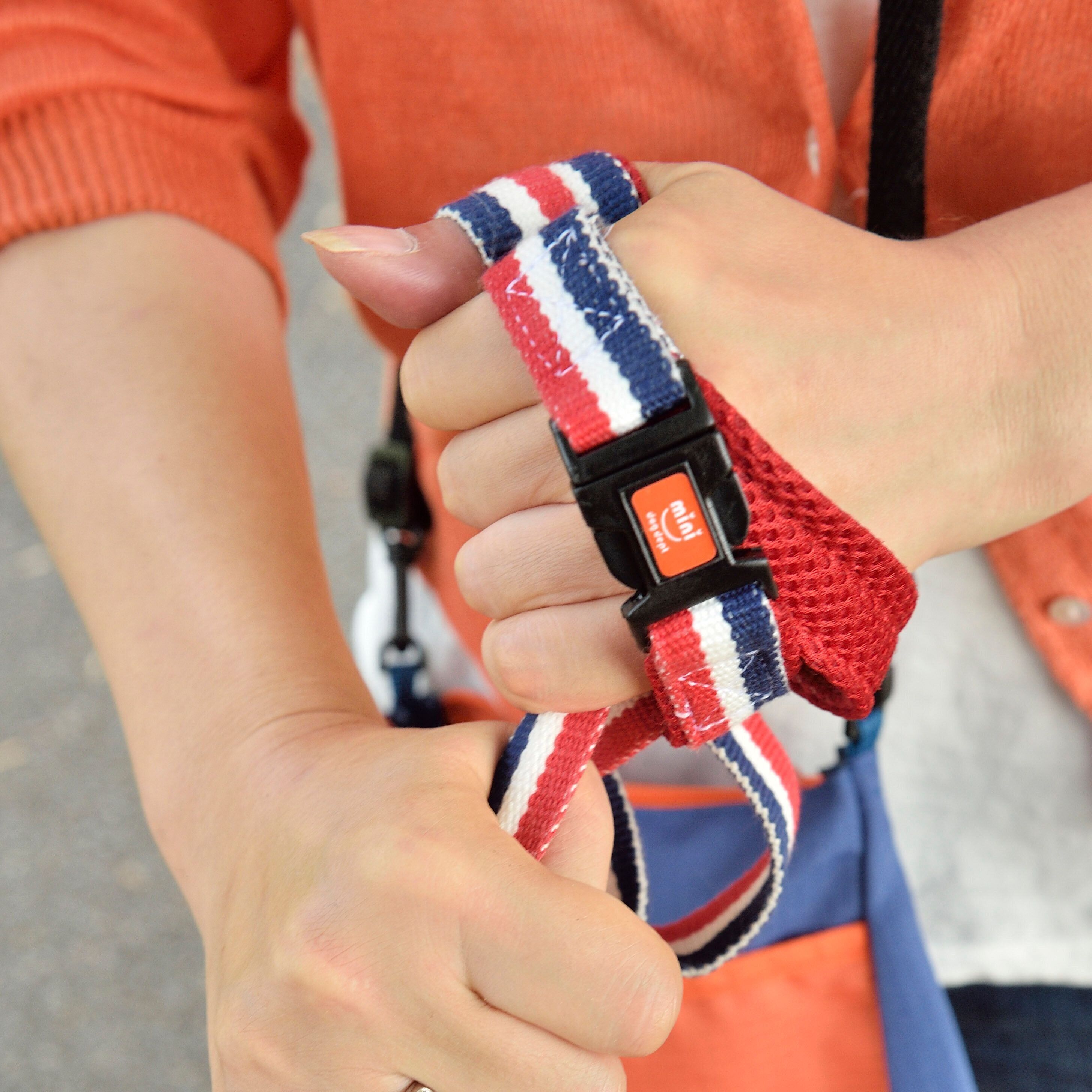 ヘソ止まりリード