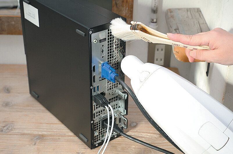 電子機器の抜け毛掃除