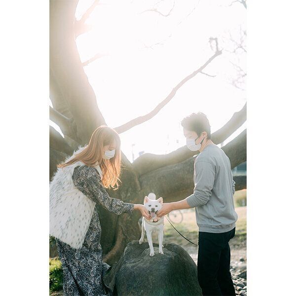 飼い主さんご夫婦とほあちゃん