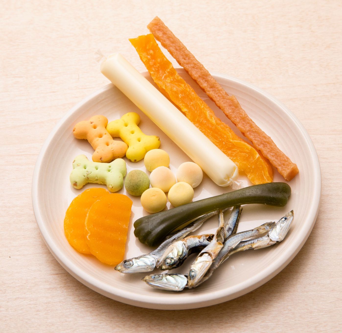 意外と知らない 犬のおやつの正しい与え方 クッキーやジャーキーは いぬのきもちweb Magazine 意外と知らない 犬のおやつの正しい与え方 クッキーやジャーキーは いぬのきもちweb Magazine