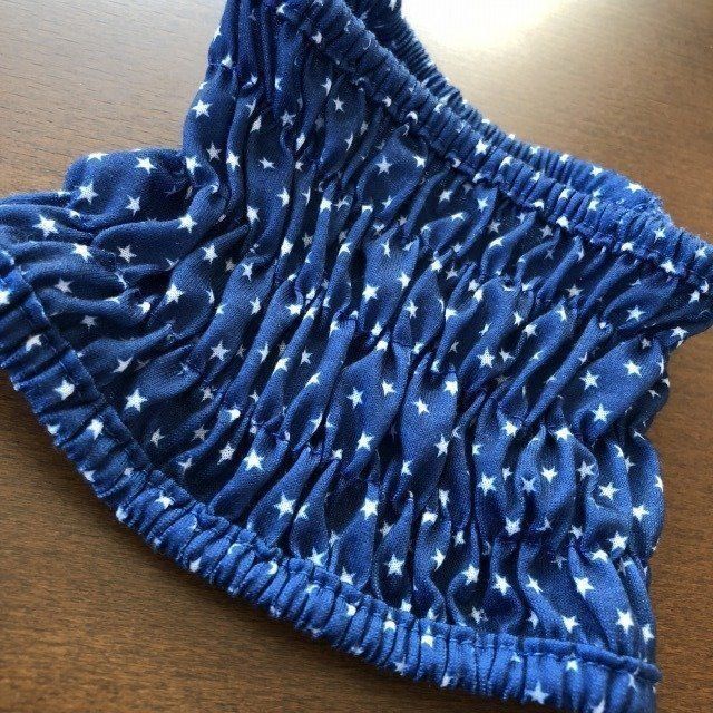 ごはんのときも耳を汚さない 100均のスヌード 愛犬に使ってみた いぬのきもちweb Magazine