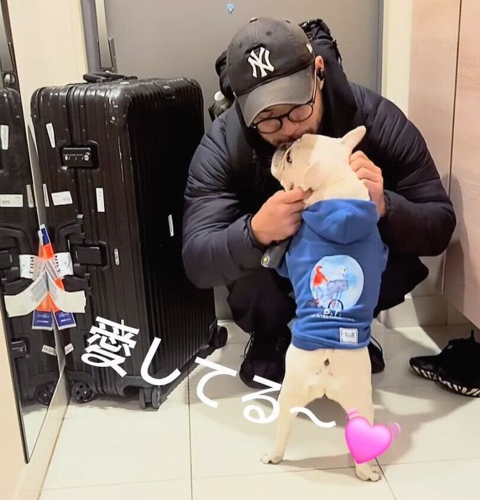 4日ぶりに帰宅したパパさんを大歓迎するやまわきちゃん