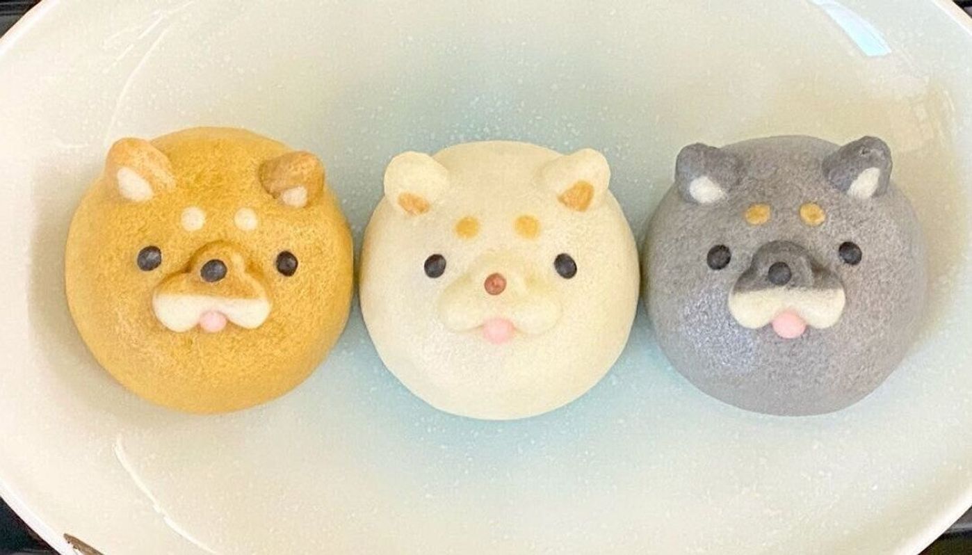 丸いフォルムがかわいすぎる 犬モチーフのこだわりまんじゅう いぬのきもちweb Magazine 丸いフォルムがかわいすぎる 犬モチーフのこだわりまんじゅう いぬのきもちweb Magazine