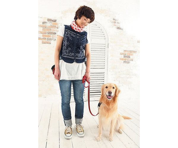 散歩するゴールデン・レトリーバー