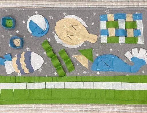 魚をモチーフにした手作りノーズワークマット