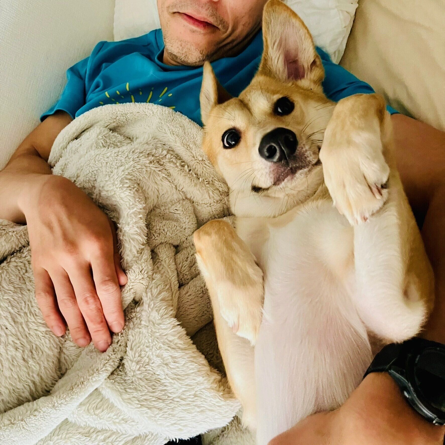 ご家族と一緒にくつろぐピッチちゃん