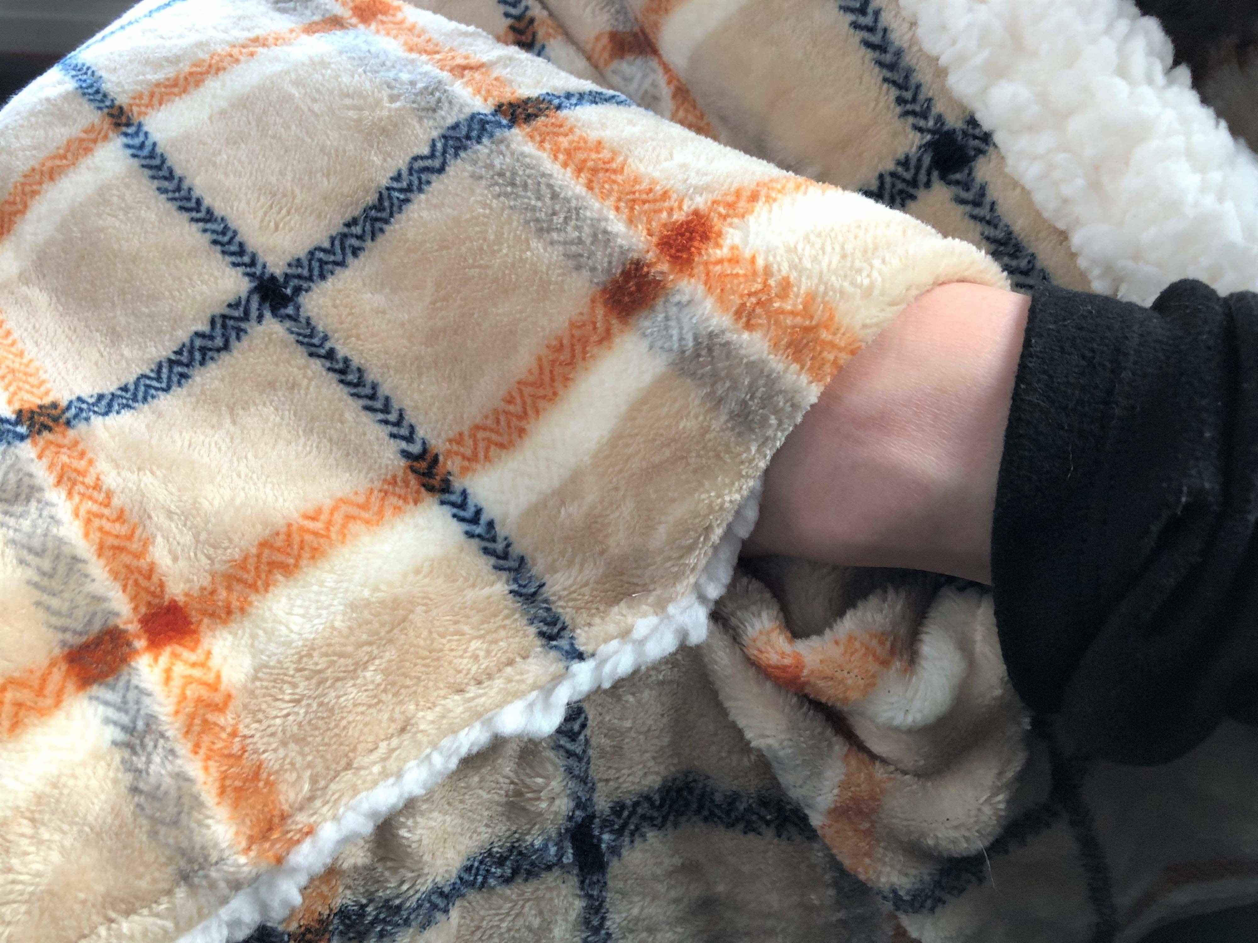 ポケットの横側