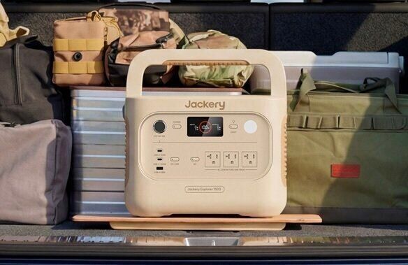 犬とお出かけ　キャンプ　ドッグラン　愛犬の酷暑対策　暑さ対策　　Jackery　ジャクリ　ポータブル電源