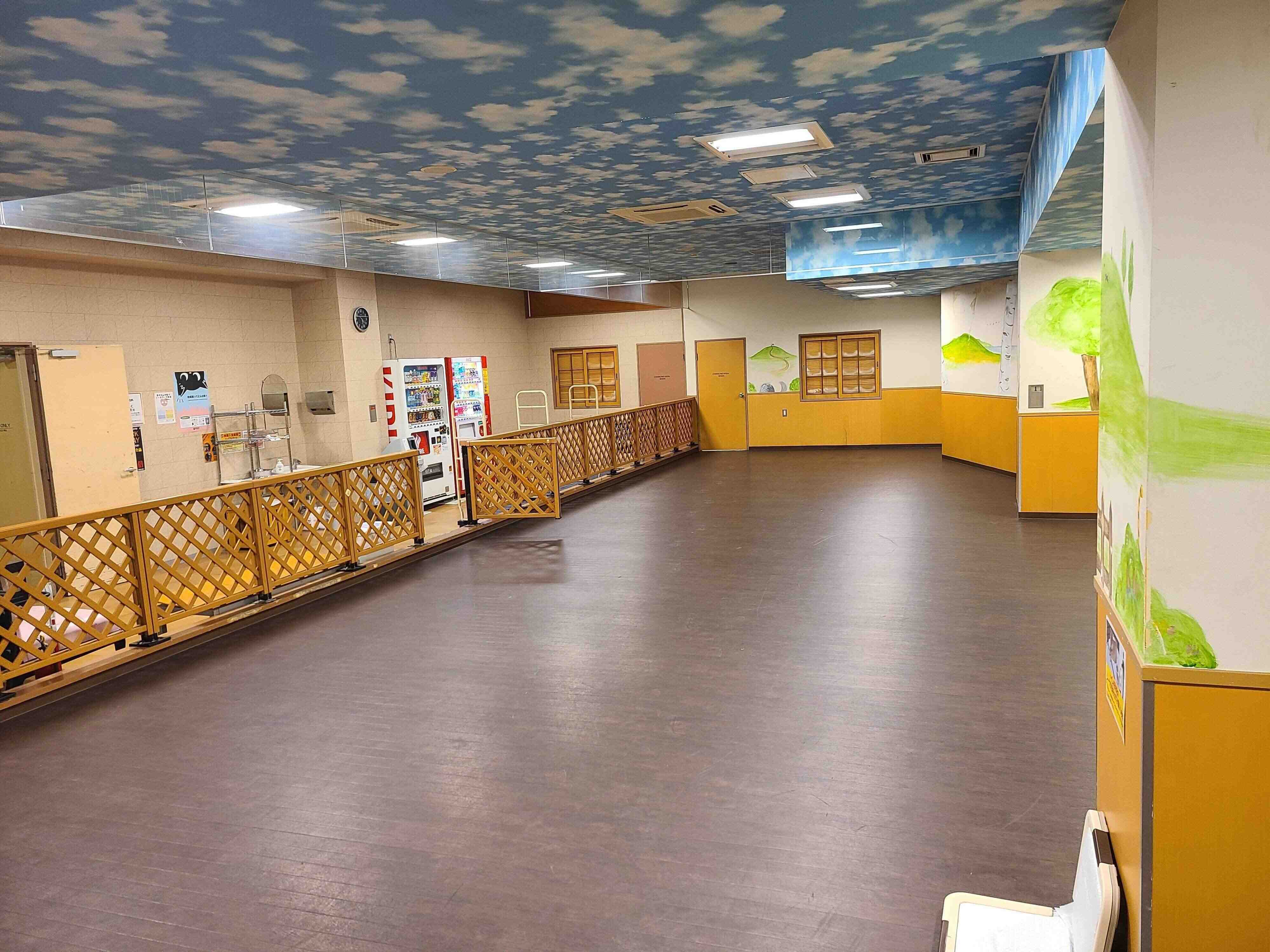 屋内ドッグラン