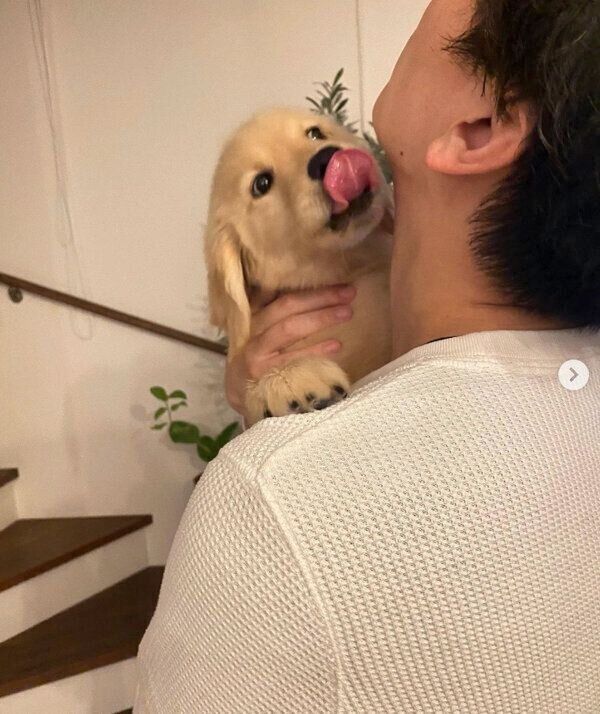 パパさんが帰宅してご機嫌なテアちゃん