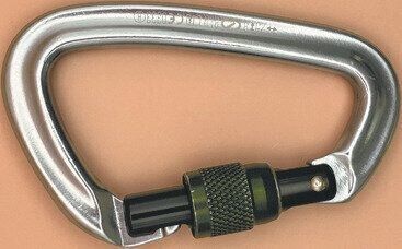 登山用のカラビナ
