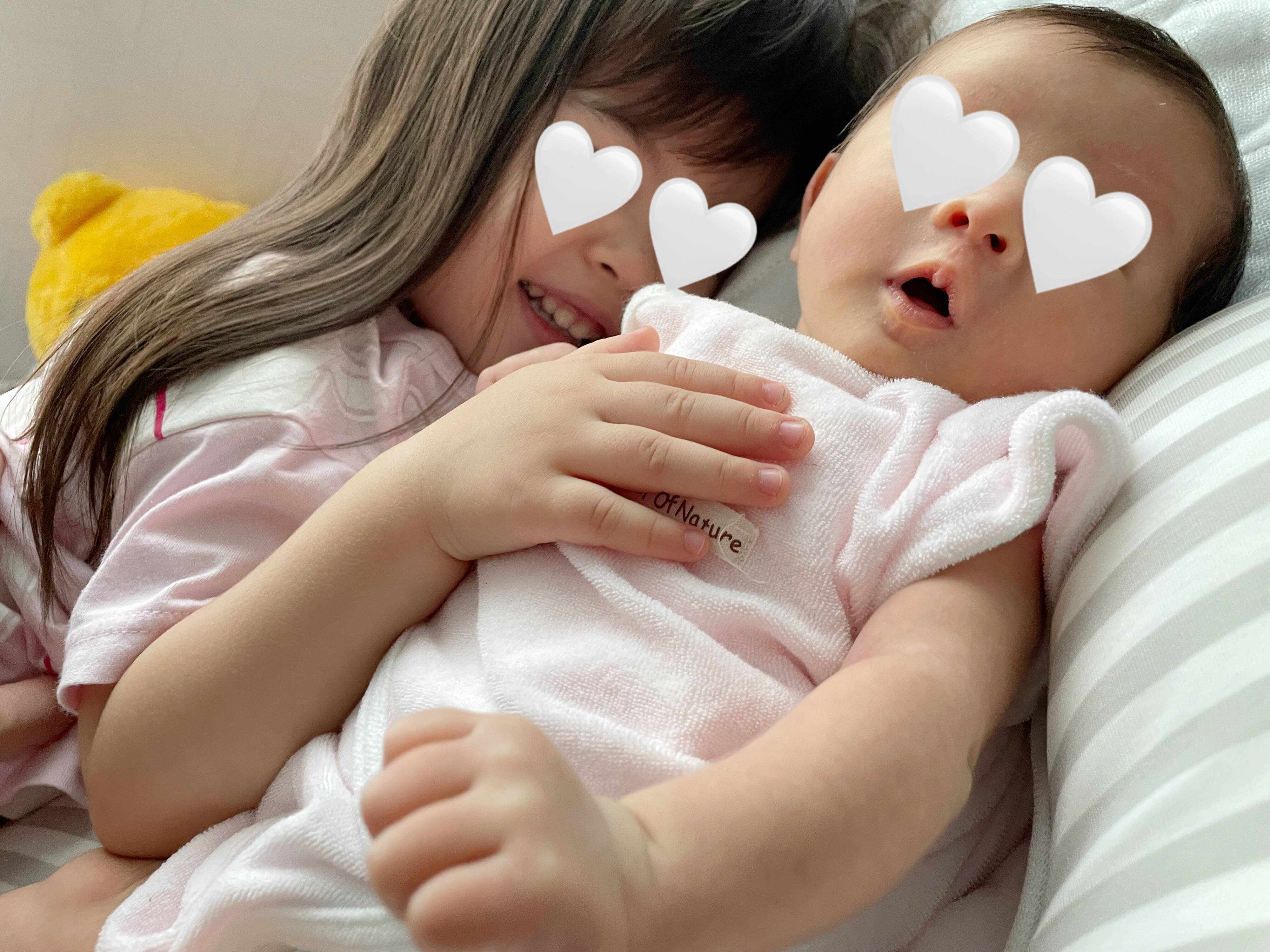 二女がまだ赤ちゃんのころの娘さんたち。