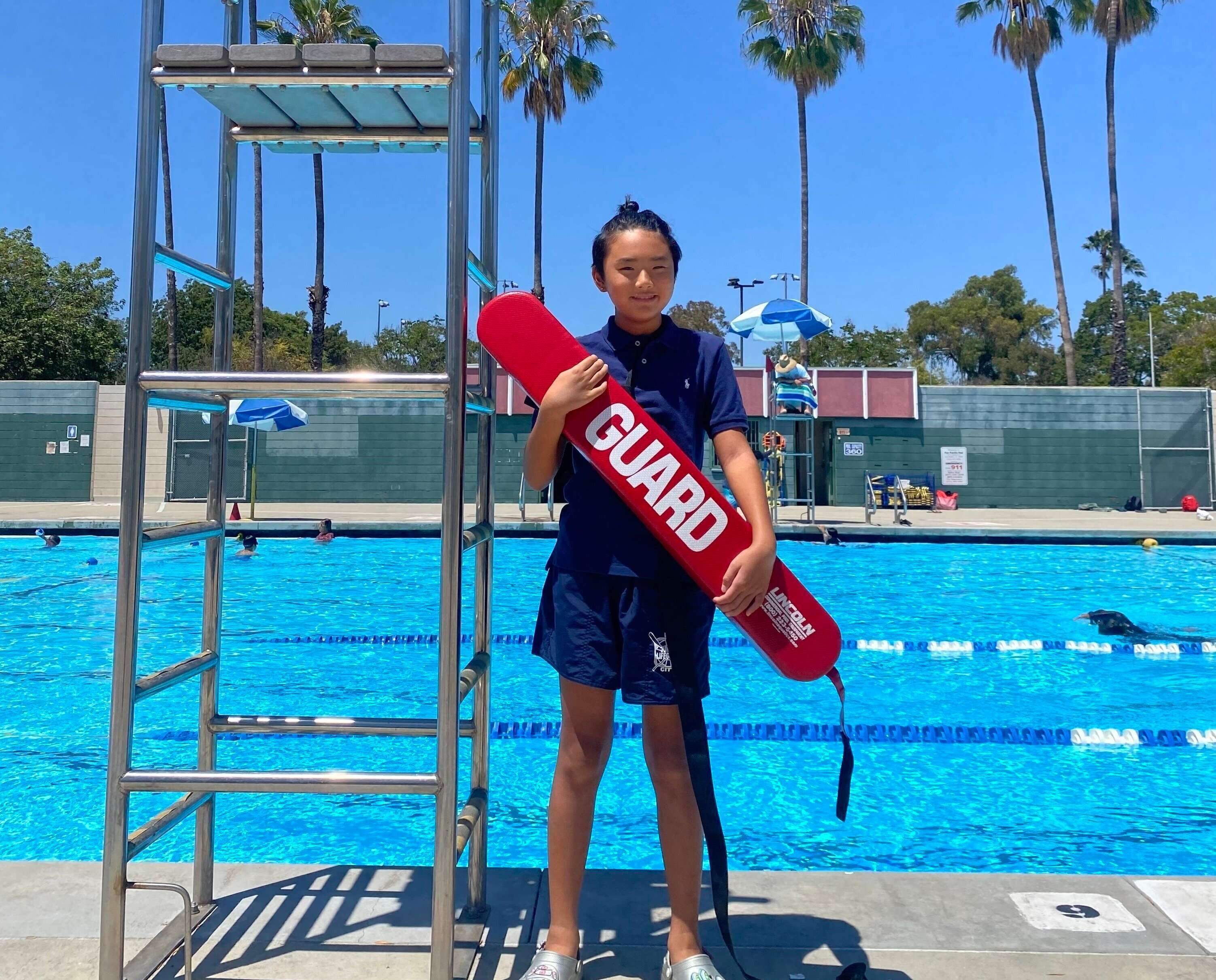 ライフガードのクラスを受ける、息子さん。