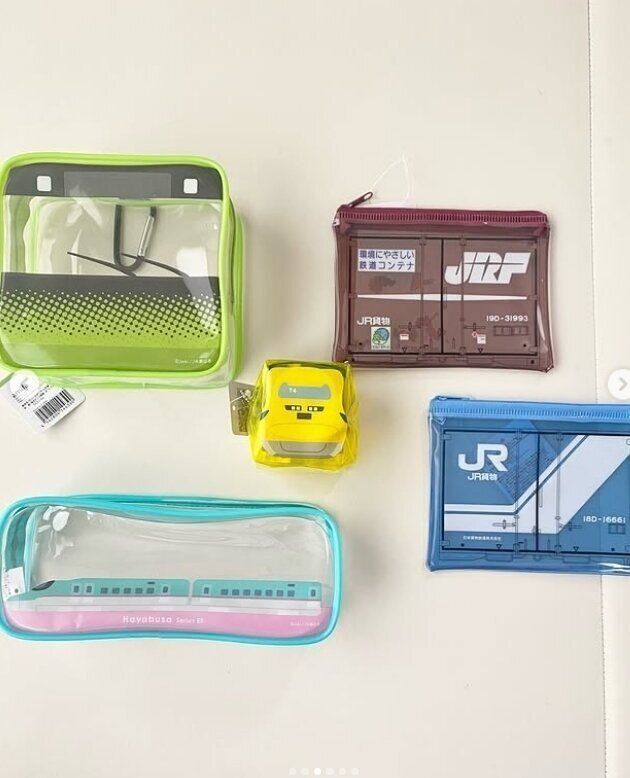 出典：Instagramアカウント「aya.swmr」