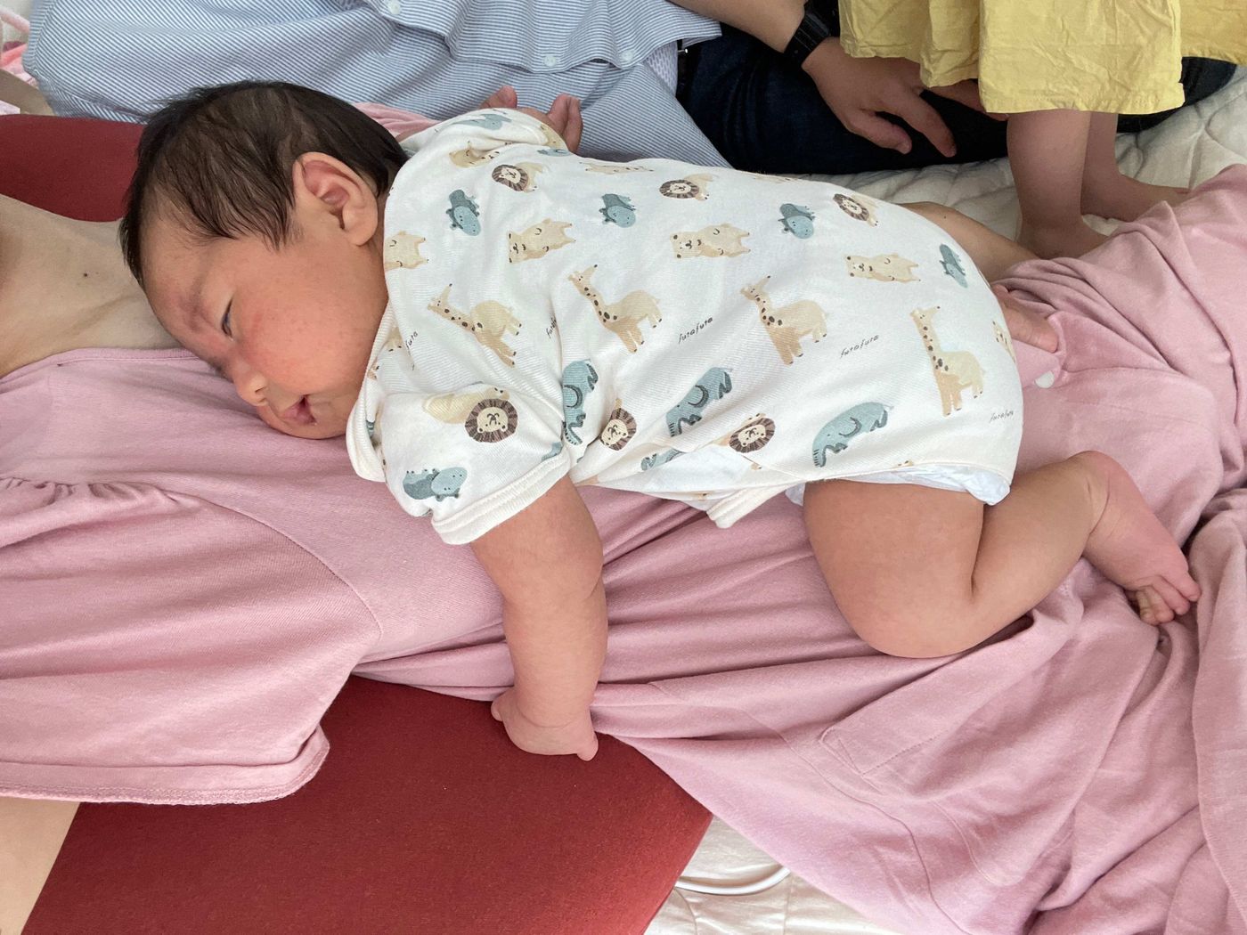 前開きタイプが便利 先輩ママがおすすめ 買ってよかったマタニティパジャマ8選 たまひよ 前開きタイプが便利 先輩ママがおすすめ 買ってよかったマタニティパジャマ8選 たまひよ