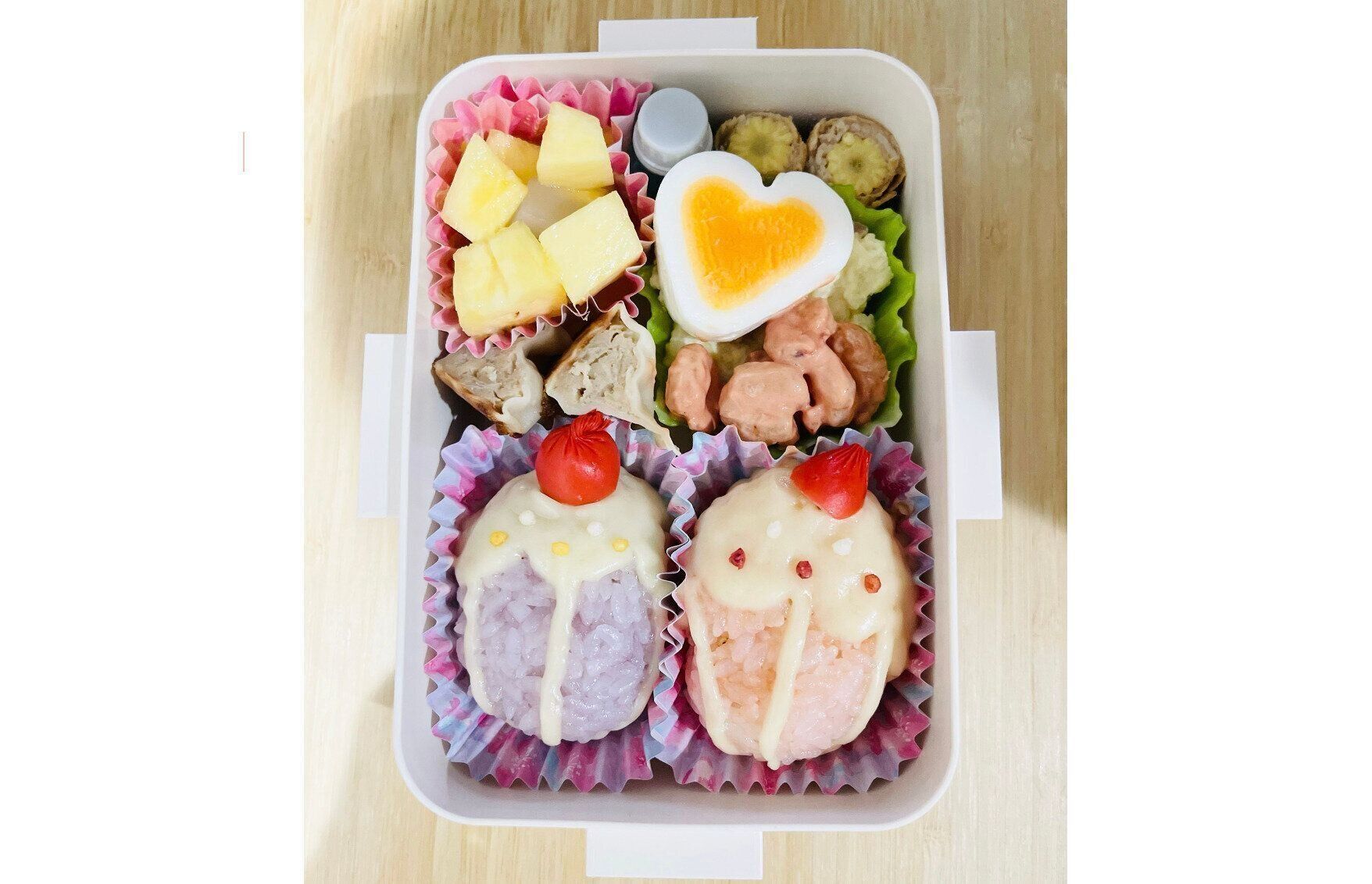 加藤さんお手製のキャラ弁。