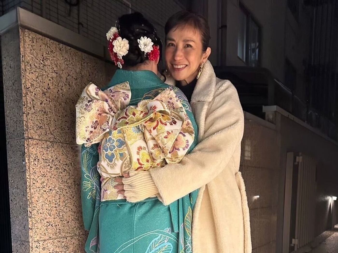 活動歴および当時の関連ビジュアル記録