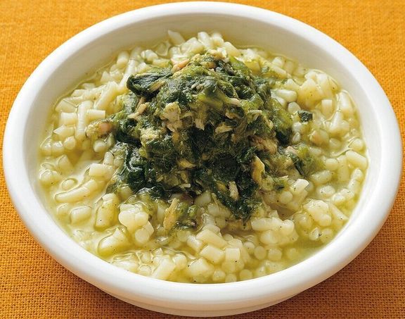 鮭とほうれん草のジェノバ風パスタ (離乳中期 7~8カ月ごろ)