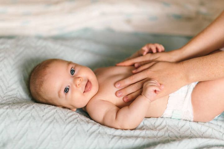 赤ちゃんのおちんちんに白いカスが どうしたらいい ママ泌尿器科医 たまひよ 赤ちゃんのおちんちんに白いカスが どうしたらいい ママ泌尿器科医 たまひよ