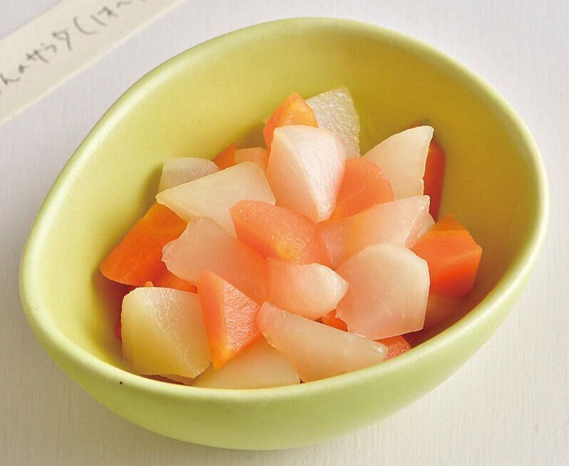 かぶとにんじんのサラダ （離乳完了期 1才～1才6カ月ごろ）